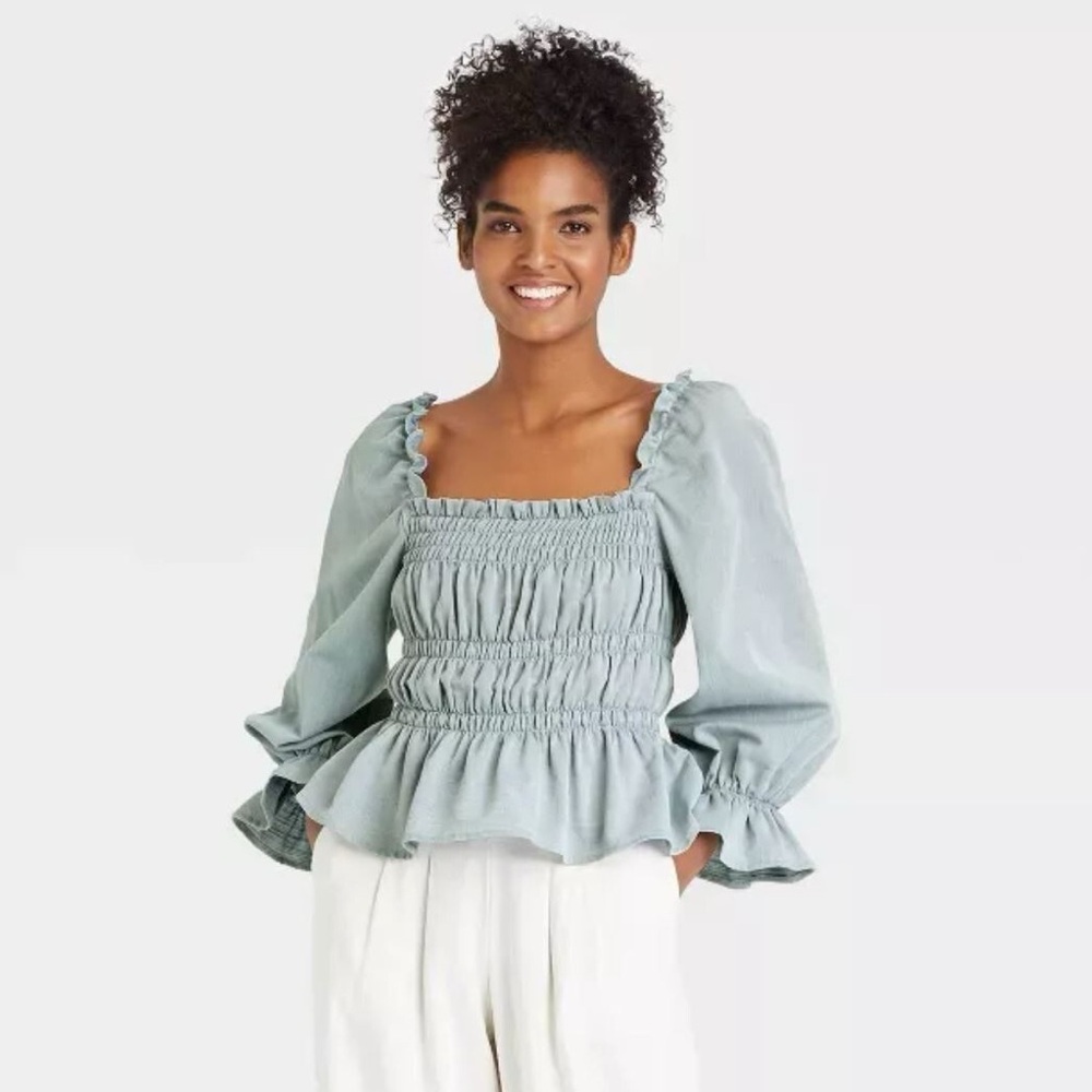 Who What Wear Smocked Chambray Balloon Sleeve Milkmaid Peasant Boho top